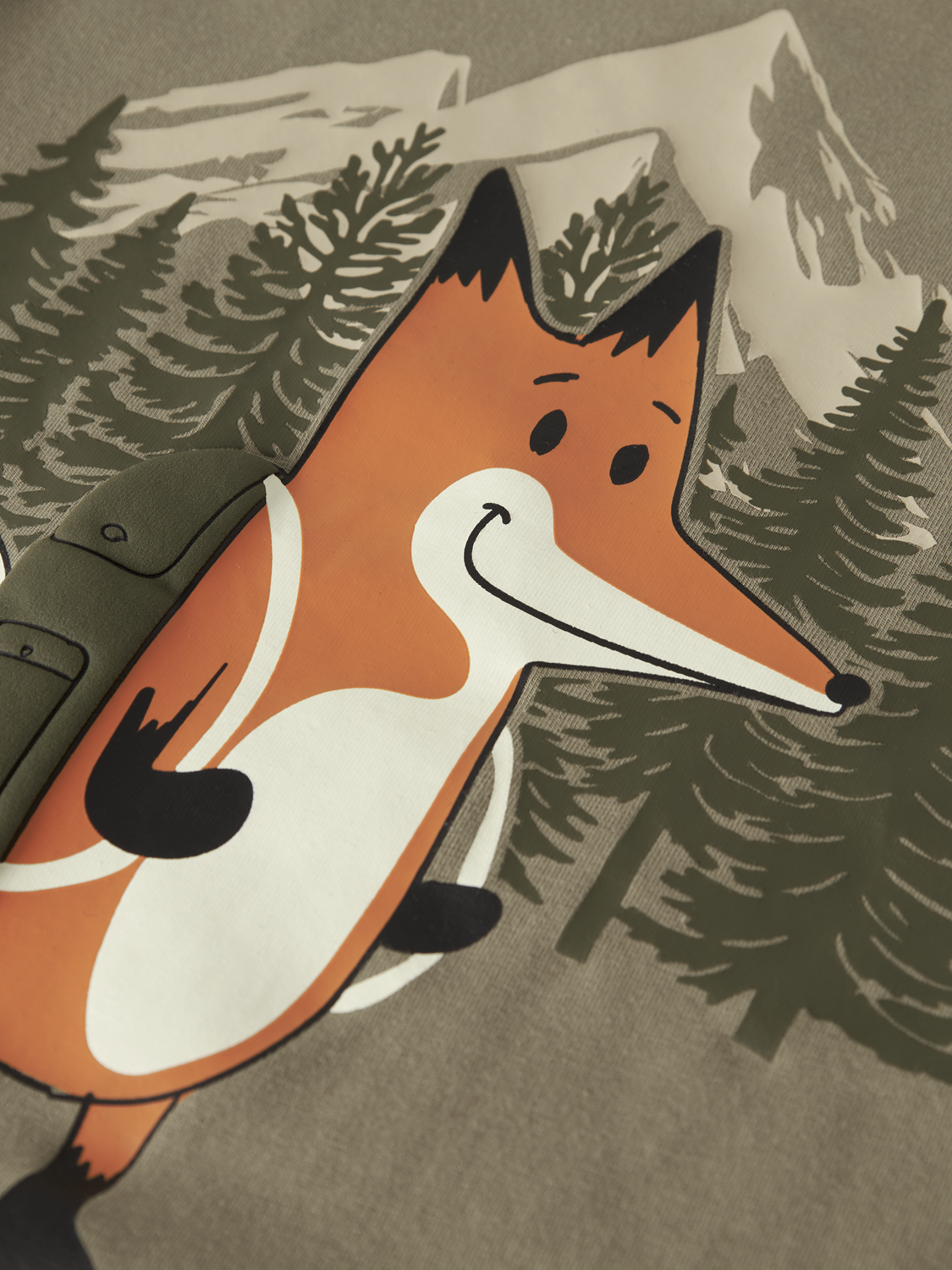 model_shot-front_full